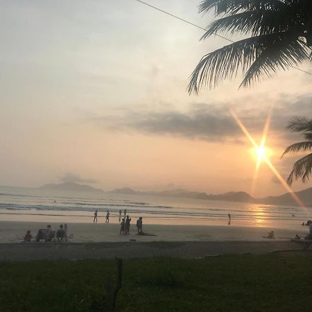 Flat Capitania Varam Guarujá Exteriör bild